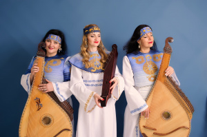Trio Oriana, Ukraina